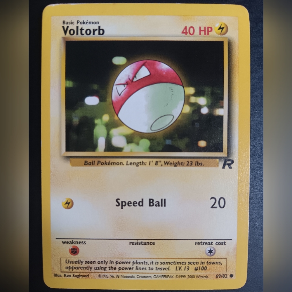 Voltorb Pokemon Card - Team Rocket - NO. 69/82 Common Non-Holo